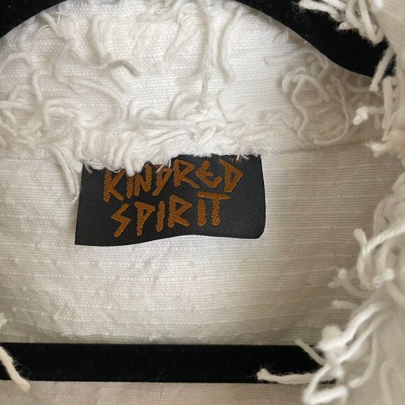 Vintage Classic Style | Timeless Retro Fashion | Unique Collectible Find - Picture 2 of 4